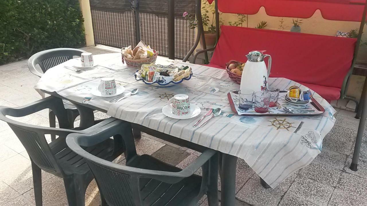 B&B Si Sta Bene Ostia Antica Dış mekan fotoğraf